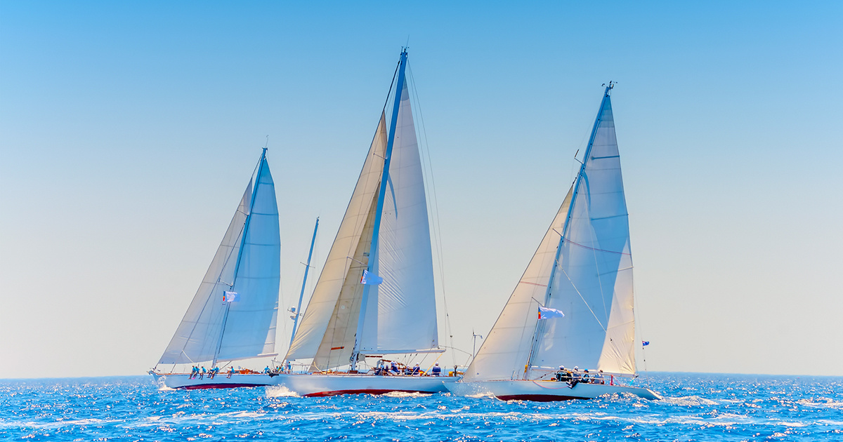 sailboats-racing